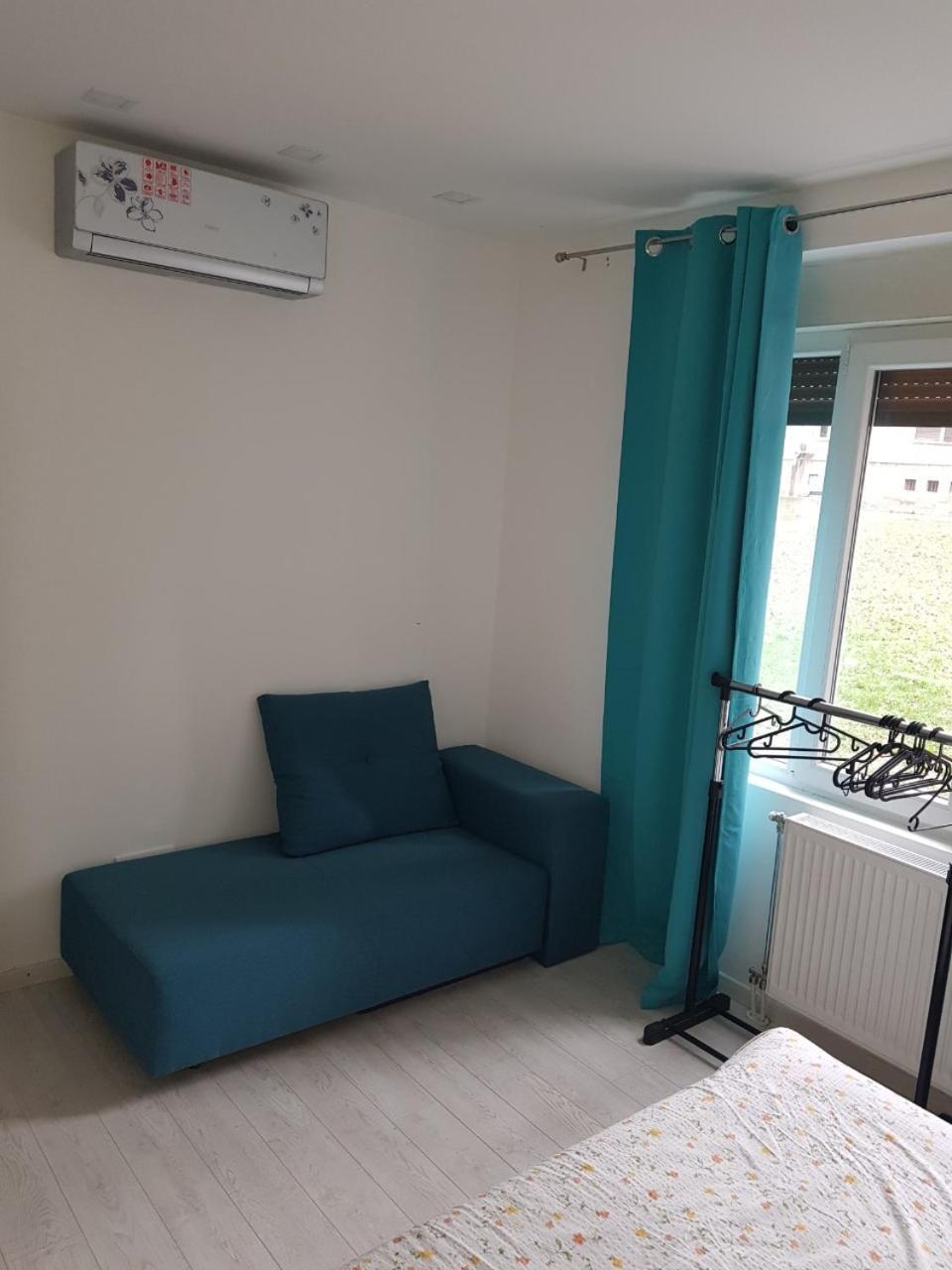 Asya Blue Apartment Белград Екстериор снимка